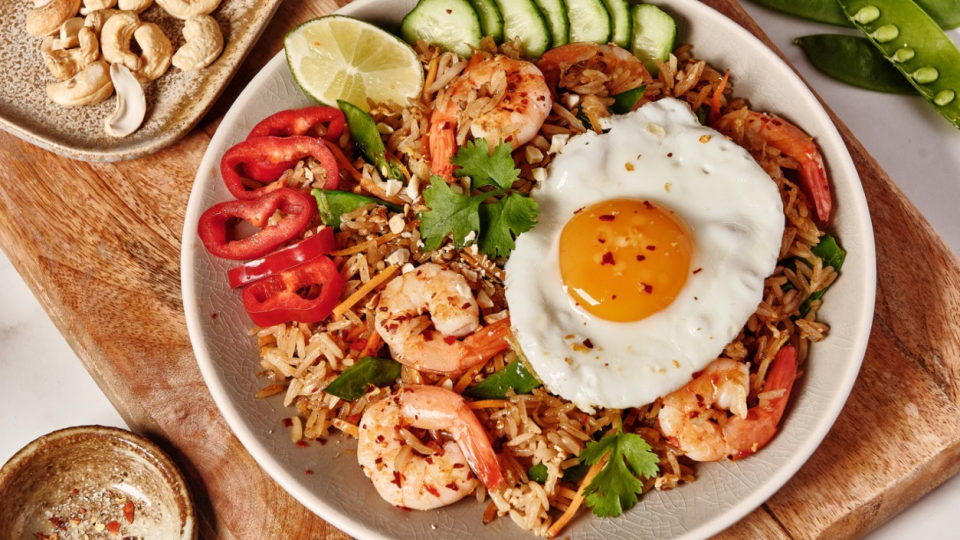 Krevetové nasi goreng s basmati rýží